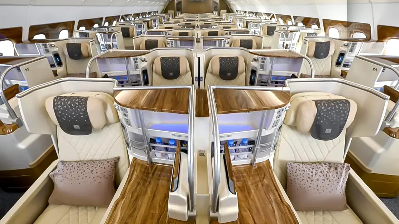 Emirates A380 Hong Kong Business Class from 18,261 THB