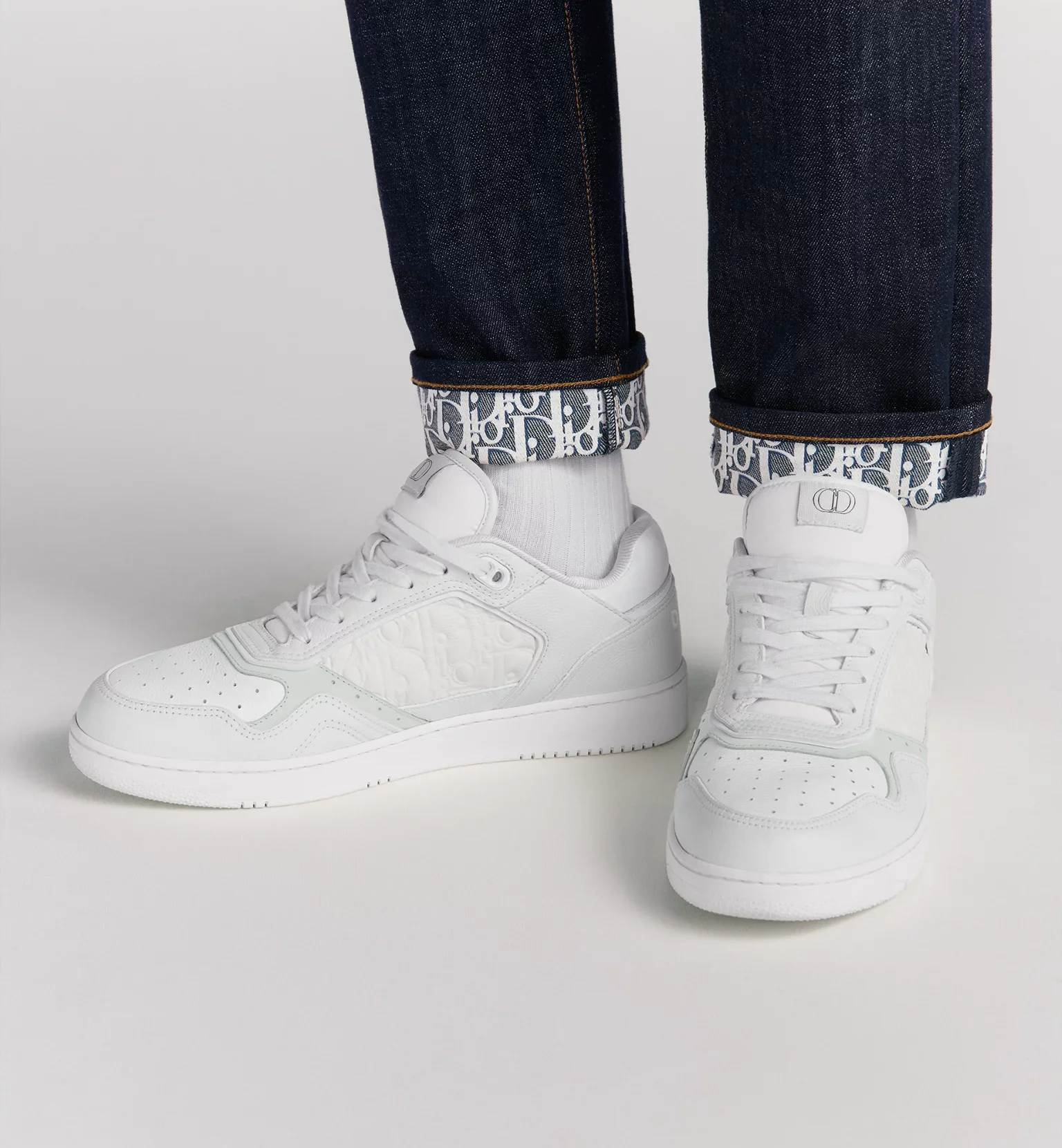 รองเท้า Sneaker สีขาว Cloud Dancer สำหรับผู้ชายสไตล์ลักชู